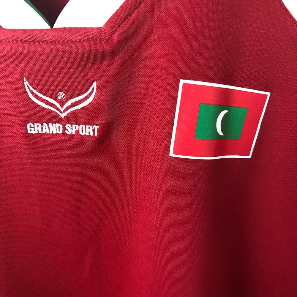 Grand Sport Maldives Football Soccer Men’s Jersey - Picture 4 of 5